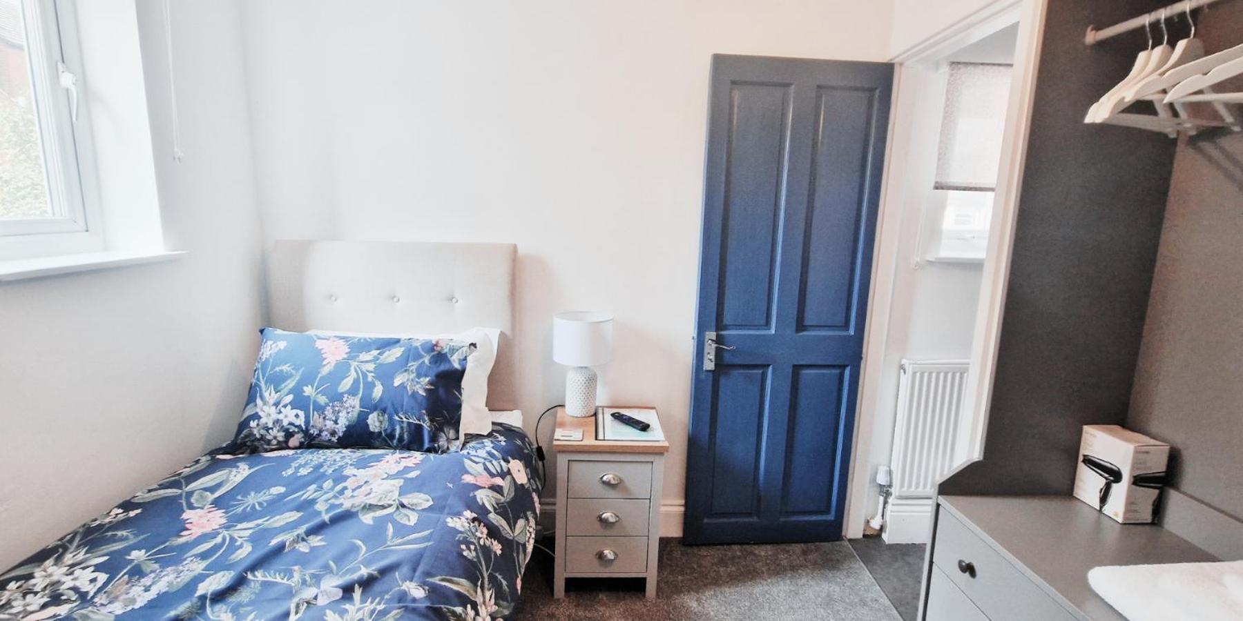 Single Room In Modern House Near Nottingham Exteriör bild