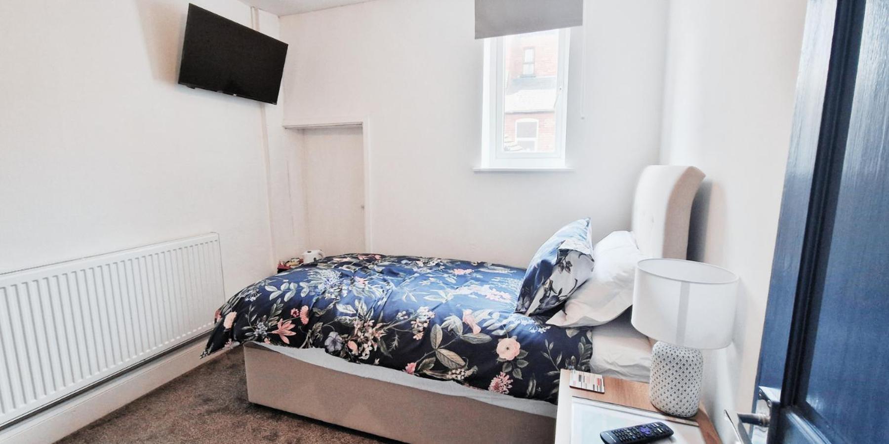 Single Room In Modern House Near Nottingham Exteriör bild